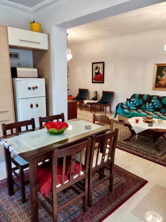 Marys House , Lovely 2-Bedroom Apartment Thessaloníki Eksteriør billede